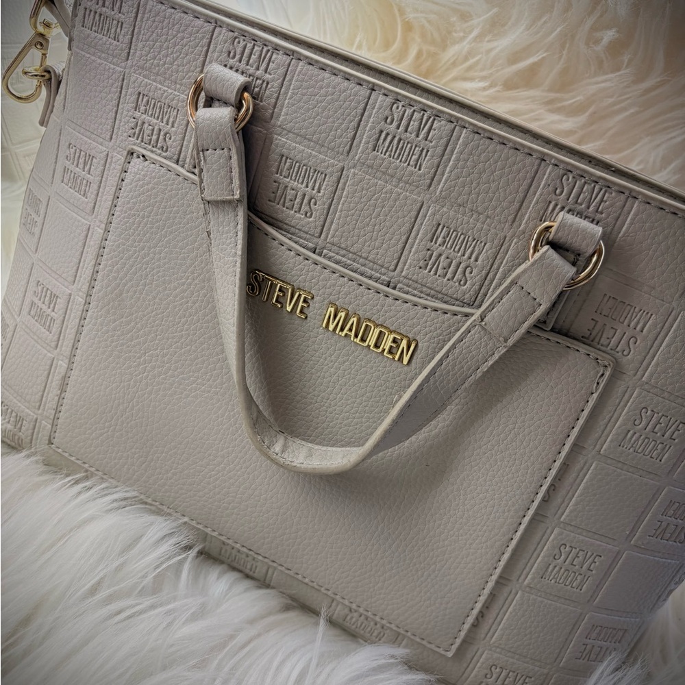 Steve Madden Embossed Cream Tote